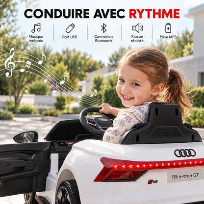 Voiture électrique enfant Audi RS e-tron GT blanche